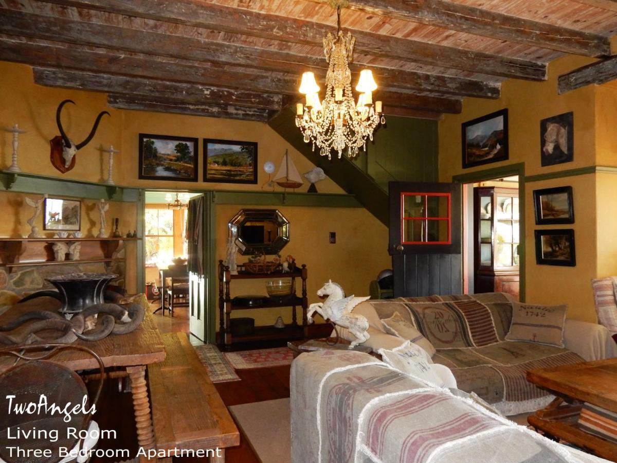 Twoangels Hotel Книсна Екстериор снимка