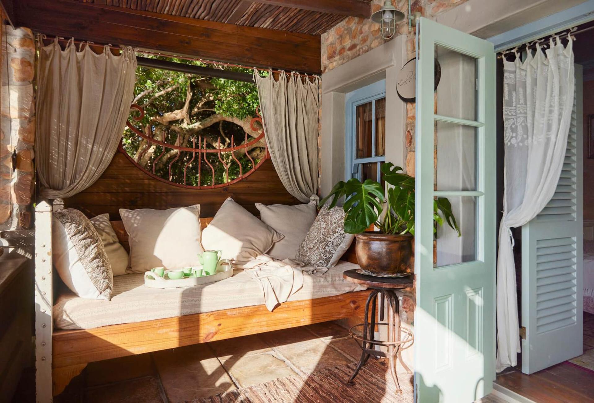 Twoangels Hotel Книсна Екстериор снимка