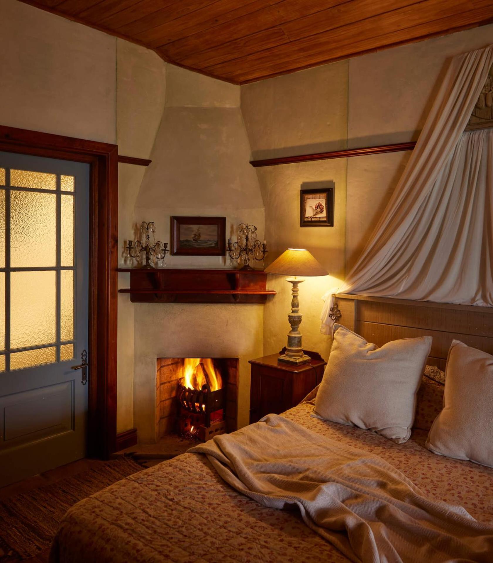 Twoangels Hotel Книсна Екстериор снимка