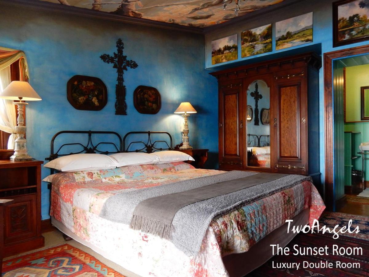 Twoangels Hotel Книсна Екстериор снимка