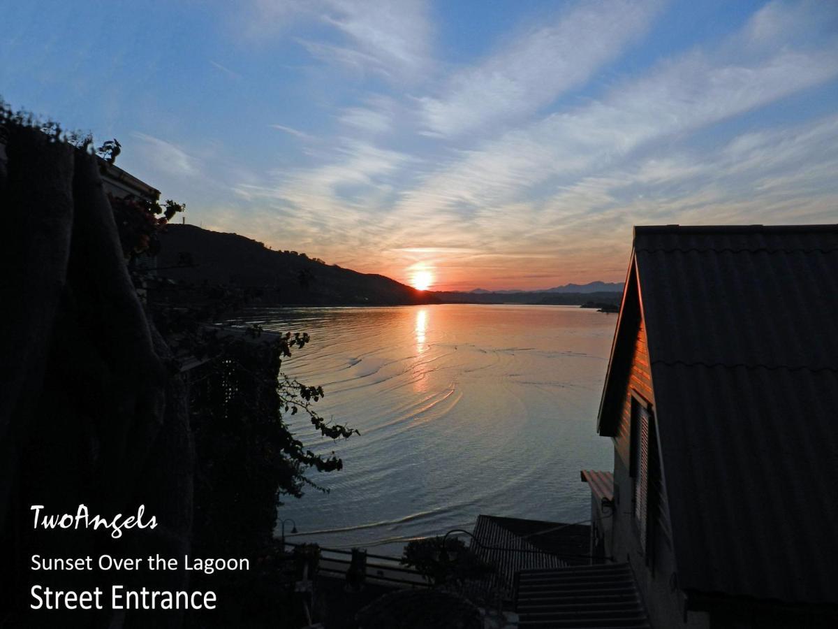 Twoangels Hotel Книсна Екстериор снимка