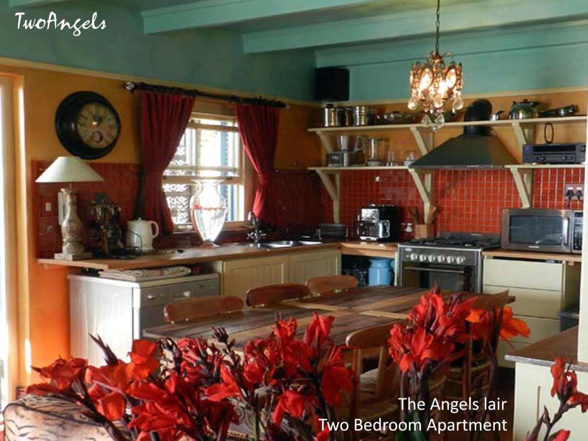 Twoangels Hotel Книсна Екстериор снимка